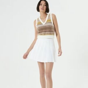 Sunday Best Aritzia Fuzzy Eyelash Cropped Vest Medium